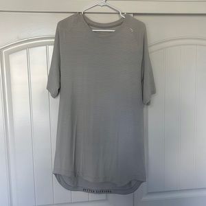 Men’s Lululemon License To Train Short-Sleeve Shirt